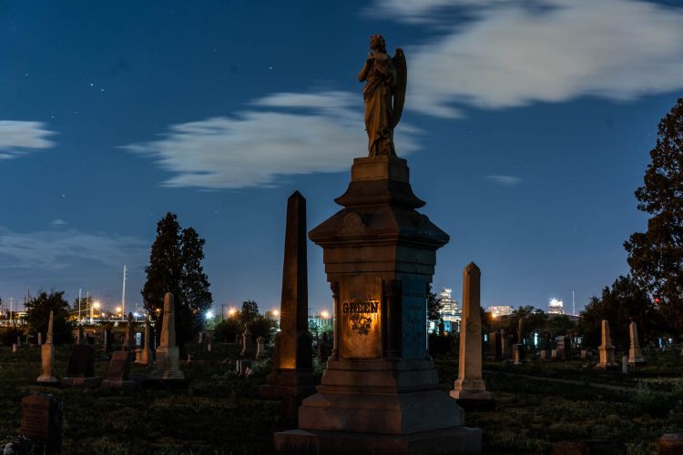8) Take a Ghost Tour with Denver Terrors